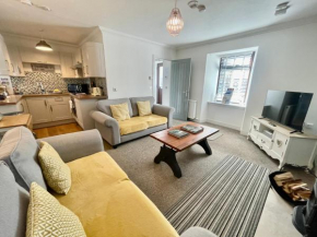 Seaforth Cottage -Dog friendly, Historical Fishertown, central location